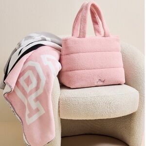 PINK Victoria's Secret Blanket & Soft Pink Tote NWT
